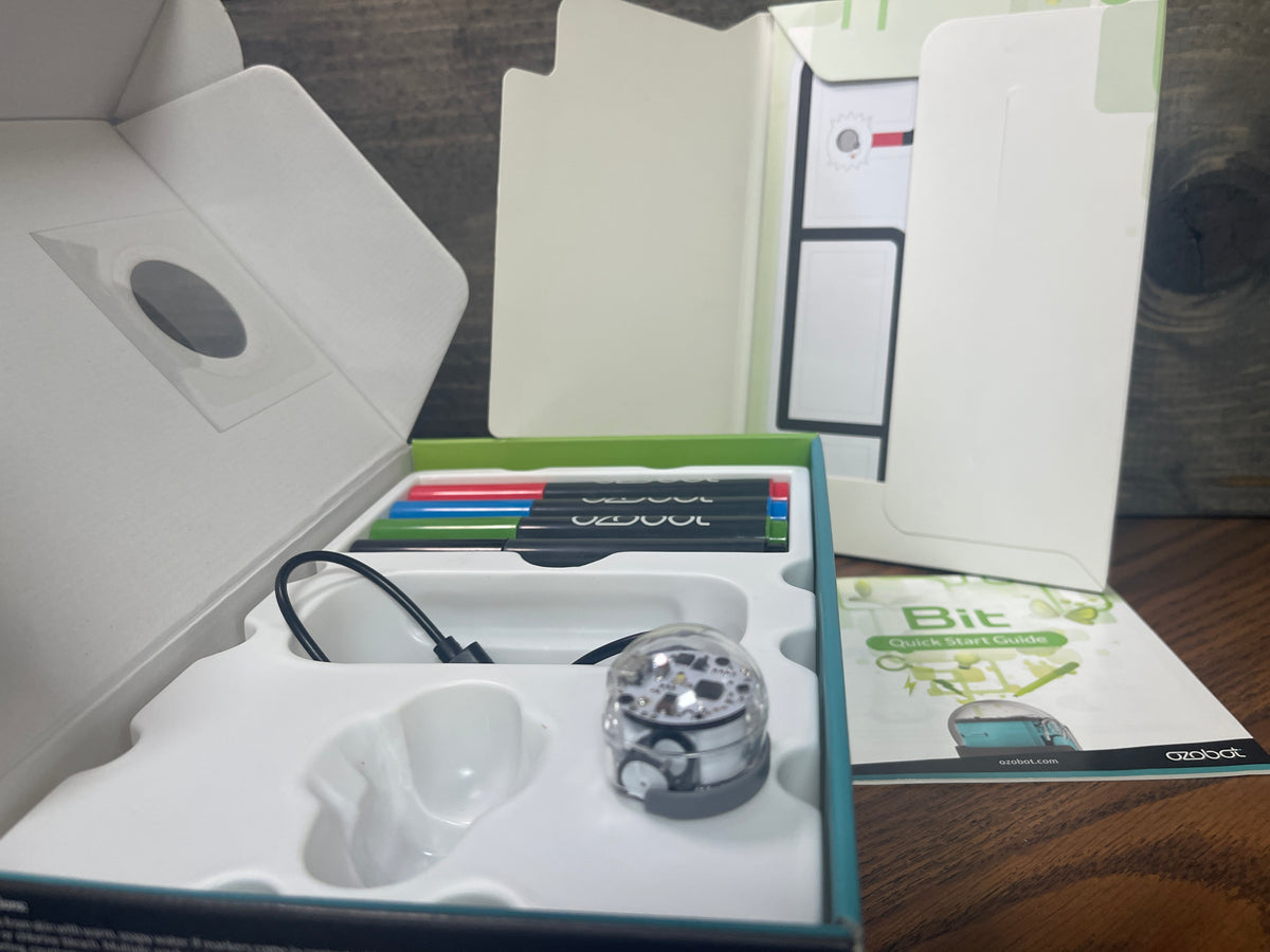Ozobot Bit Starter Kit / Decode Coding, UPC 852636005375.