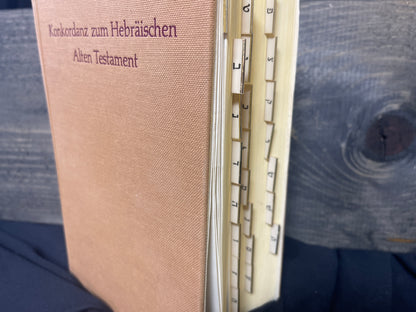 Konkordanz Zum Hebraischen Alten Testament [Concordance to the Hebrew Old Testam